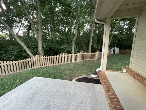 Exterior - 118 Back Stretch Dr, Georgetown, KY 40324 photo 8 of 15