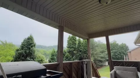201 Pinecrest Ct, Berea, KY 40403 photo 29