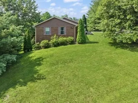 201 Pinecrest Ct, Berea, KY 40403 photo 42