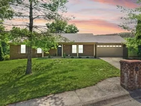 201 Pinecrest Ct, Berea, KY 40403 photo 1