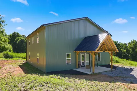 1846 Cream Ridge Rd, Junction City, KY 40440
