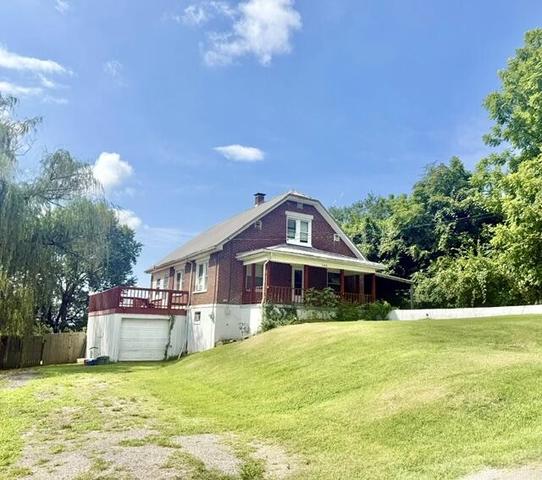 102 Harvey Ave, Somerset, KY 42501