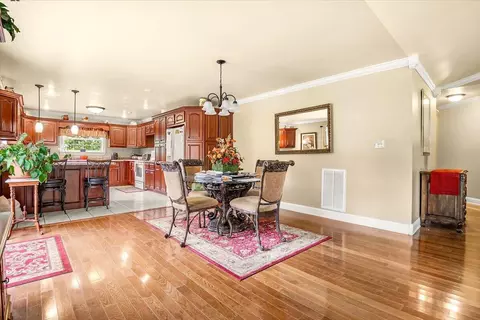 Dining - 91 Earl Angel Rd, Corbin, KY 40701 photo 1 of 2