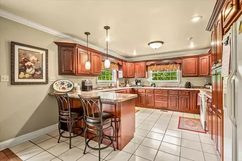 Kitchen - 91 Earl Angel Rd, Corbin, KY 40701 photo 1 of 2