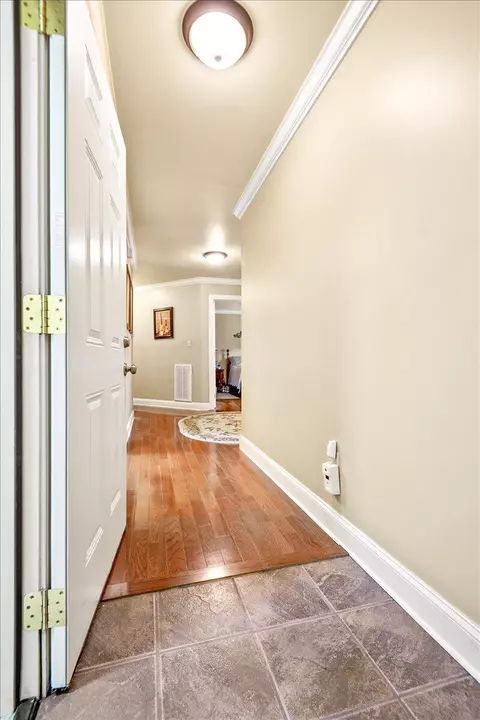 Entry Way - 91 Earl Angel Rd, Corbin, KY 40701 photo 5 of 5