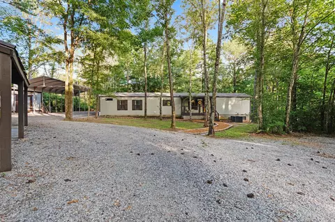 752 Hidden Lake Rd, Hardin, KY 42048