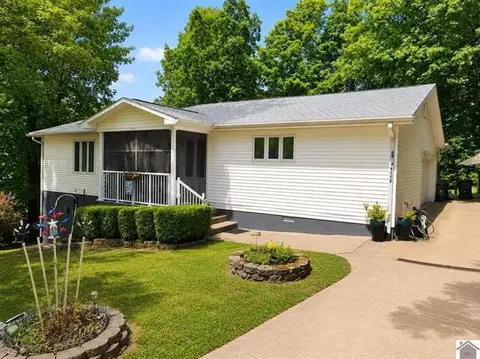 620 Cypress Ct, Kuttawa, KY 42055