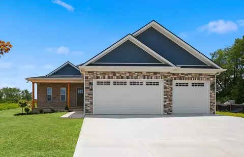104 Madison Ave, Nicholasville, KY 40356