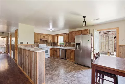 Kitchen - 82 Hansen Rd, Pine Knot, KY 42635 photo 1 of 2
