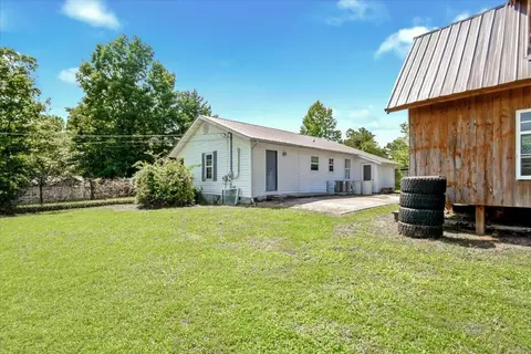 Exterior - 82 Hansen Rd, Pine Knot, KY 42635 photo 4 of 12