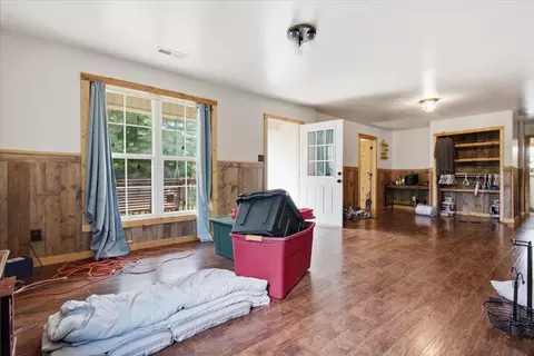 Living - 82 Hansen Rd, Pine Knot, KY 42635 photo 4 of 4