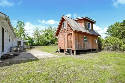 Exterior - 82 Hansen Rd, Pine Knot, KY 42635 photo 10 of 12