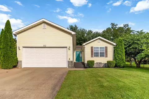 102 Fox Chase, Danville, KY 40422