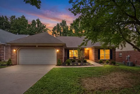 1737 Headley Grn, Lexington, KY 40504