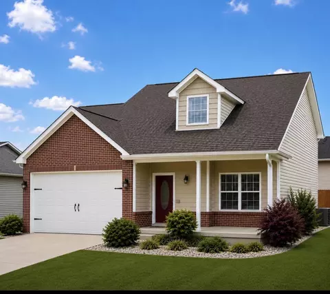 201 Christa Ln, Nicholasville, KY 40356