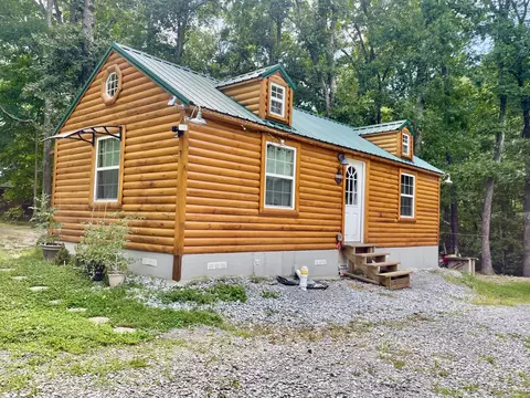 321 Timberlane Rd, Kuttawa, KY 42055