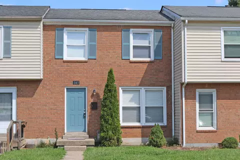 207 Hedgewood Ct, Lexington, KY 40509
