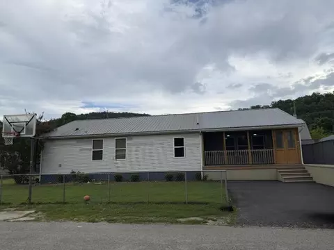 275 Burton Rd, Letcher, KY 41832