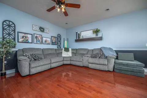 Living - 37 Grayson Dr, Morehead, KY 40351 photo 1 of 1