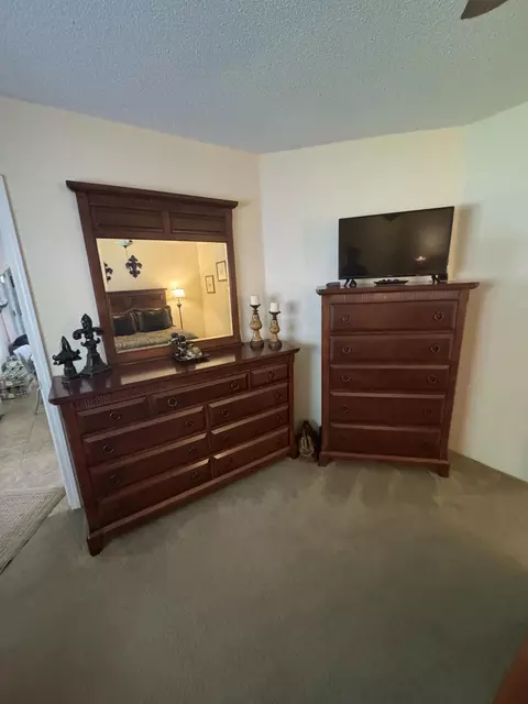 Bedroom - 358 E Main St, Lynch, KY 40855 photo 2 of 3