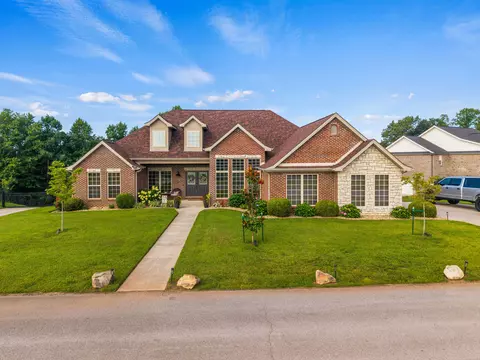 367 Natures Valley Dr, Somerset, KY 42503