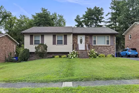 423 Monticello Blvd, Lexington, KY 40503