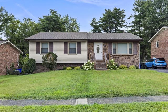 423 Monticello Blvd, Lexington, KY 40503