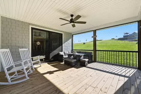 Exterior - 975 Lakeside Dr, Lancaster, KY 40444 photo 7 of 16