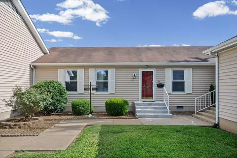 2949 Pawnee Dr, Hopkinsville, KY 42240