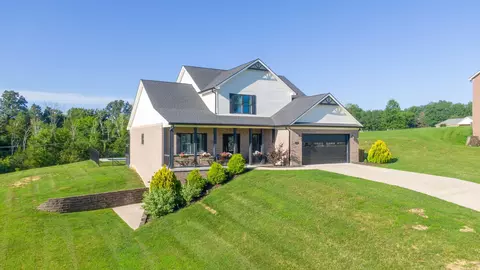 126 Braemar Dr, Richmond, KY 40475