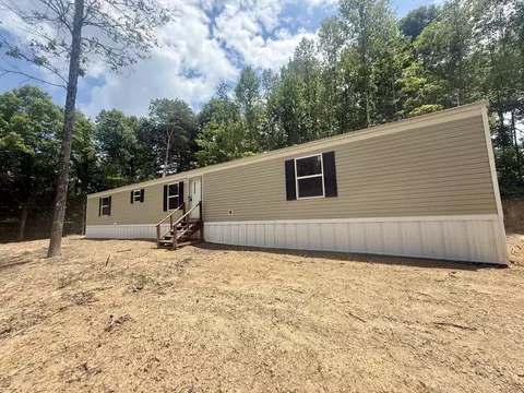 100 Mason Ln, East Bernstadt, KY 40729
