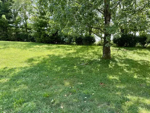 Exterior - 117 Cabot Pl, Georgetown, KY 40324 photo 6 of 9