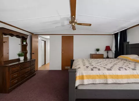 Bedroom - 293 Thomas Dr, Murray, KY 42071 photo 3 of 6