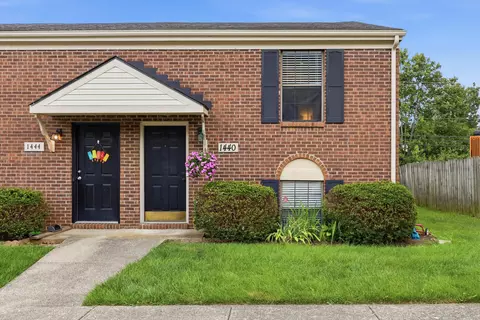 1440 SE Hartland Woods Way, Lexington, KY 40515