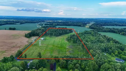 8300 Palestine School Rd, West Paducah, KY 42086