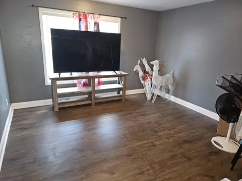 Living - 101 Dalton Rd, Georgetown, KY 40324 photo 1 of 1