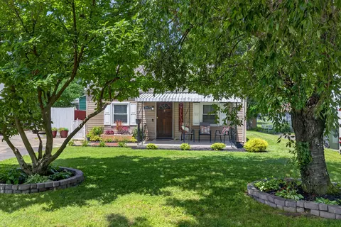 1043 Marcellus Dr, Lexington, KY 40505
