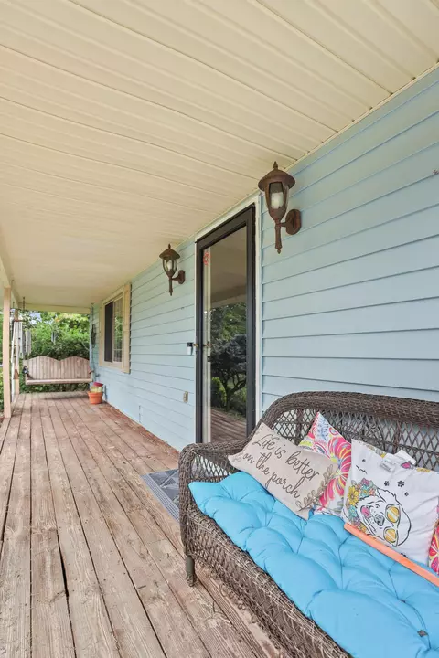 Exterior - 322 Spring Cut Cir, Corbin, KY 40701 photo 3 of 8