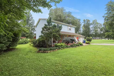 Exterior - 322 Spring Cut Cir, Corbin, KY 40701 photo 7 of 7