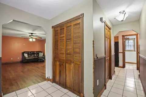 Entry Way - 322 Spring Cut Cir, Corbin, KY 40701 photo 1 of 1