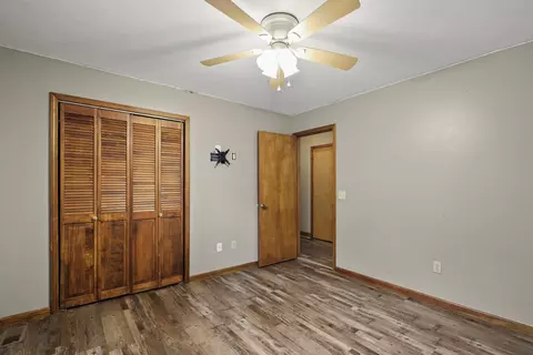 Bedroom - 322 Spring Cut Cir, Corbin, KY 40701 photo 2 of 3