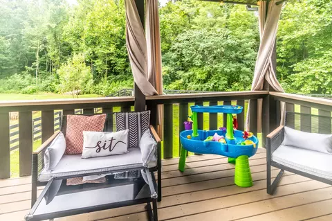 Exterior - 298 Waco Hts, Waco, KY 40385 photo 9 of 14