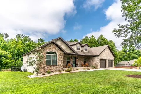 Exterior - 298 Waco Hts, Waco, KY 40385 photo 2 of 14