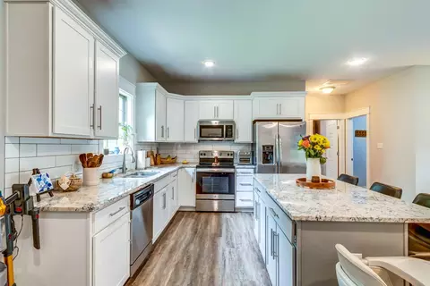 Kitchen - 298 Waco Hts, Waco, KY 40385 photo 1 of 3