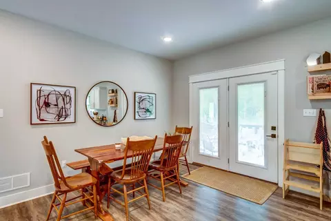 Dining - 298 Waco Hts, Waco, KY 40385 photo 1 of 1