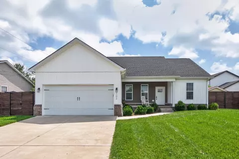 102 Jessamine Ave, Nicholasville, KY 40356