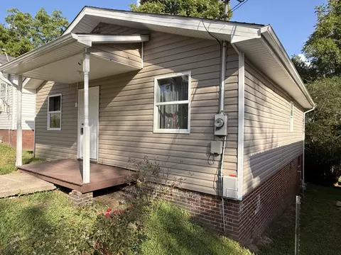 Exterior - 413 W 15th St, Corbin, KY 40701 photo 4 of 5