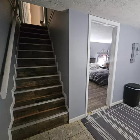 Entry Way - 46 Skinner Ln, Corbin, KY 40701 photo 1 of 2