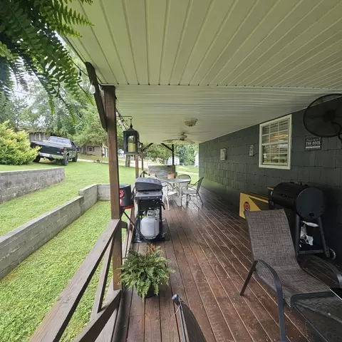 Exterior - 46 Skinner Ln, Corbin, KY 40701 photo 3 of 8