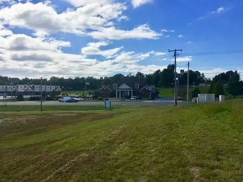 2280 N Main St, Madisonville, KY 42431